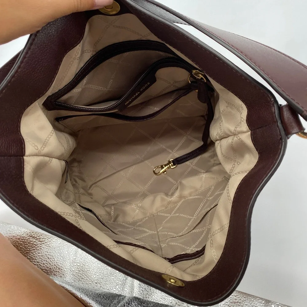Michael Kors Bucket Bag Women OS Maroon Leather Gold Hardware